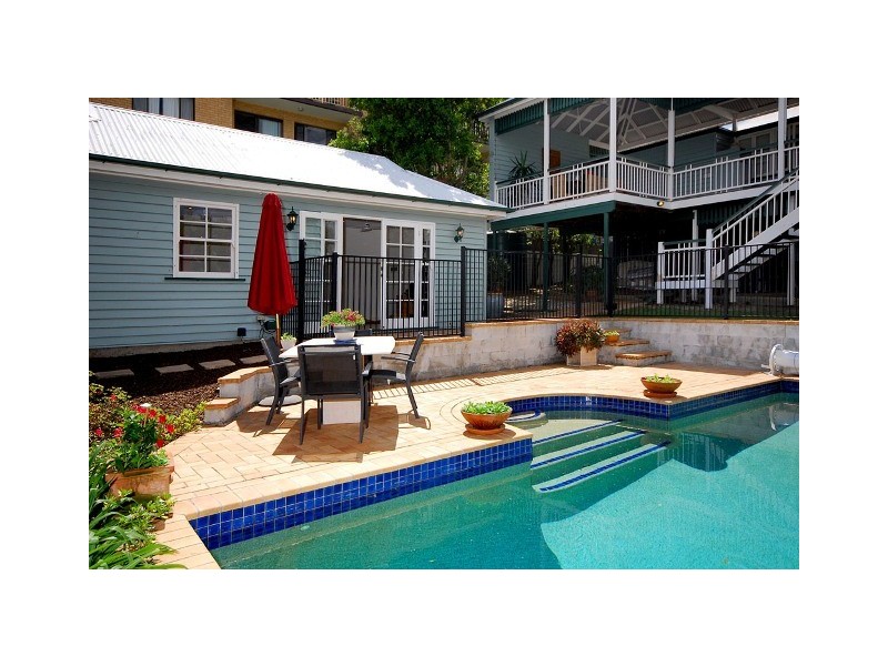 16 Miles Street, Clayfield QLD 4011