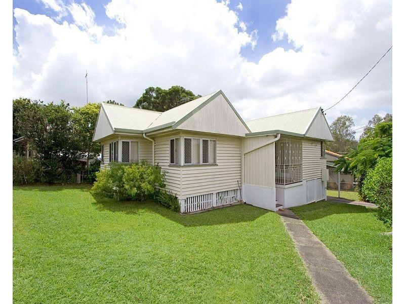 20 Messines Ridge Road, Tarragindi QLD 4121