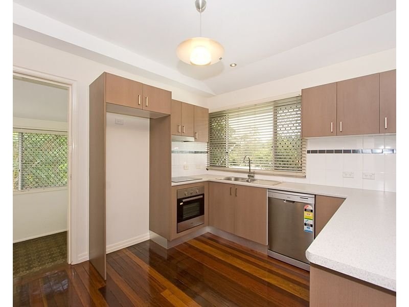 20 Messines Ridge Road, Tarragindi QLD 4121