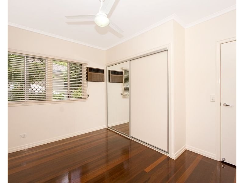 20 Messines Ridge Road, Tarragindi QLD 4121