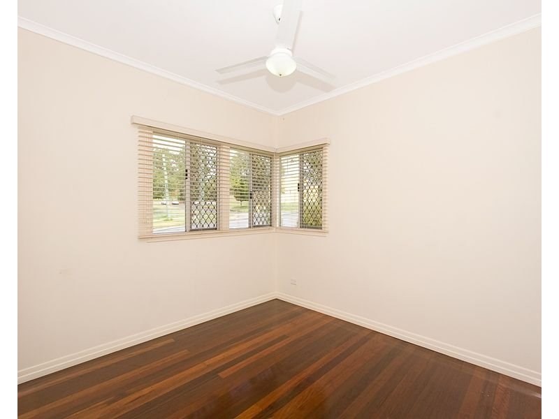 20 Messines Ridge Road, Tarragindi QLD 4121