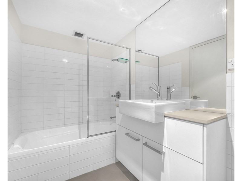 476/803 Stanley Street, Woolloongabba QLD 4102