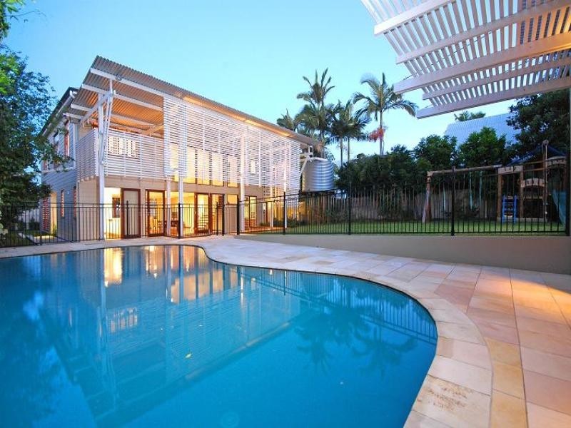 4 Marie Street, Hendra QLD 4011