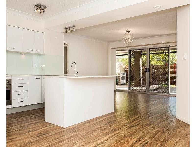 2/7 Dobson Street, Ascot QLD 4007