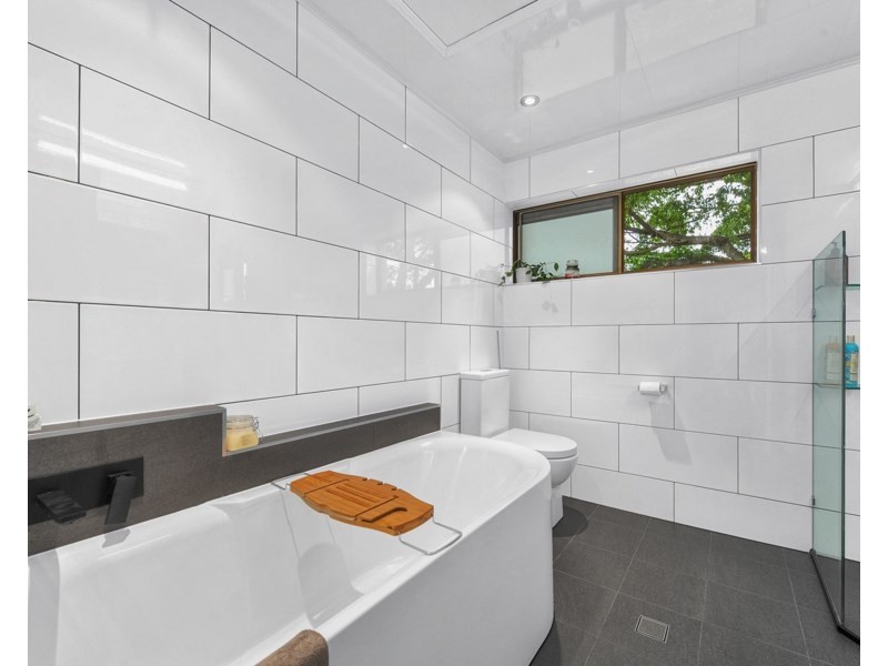 2/58 College Street, Hamilton QLD 4007