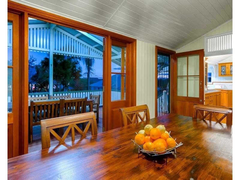 19 Renwick Street, Albion QLD 4010