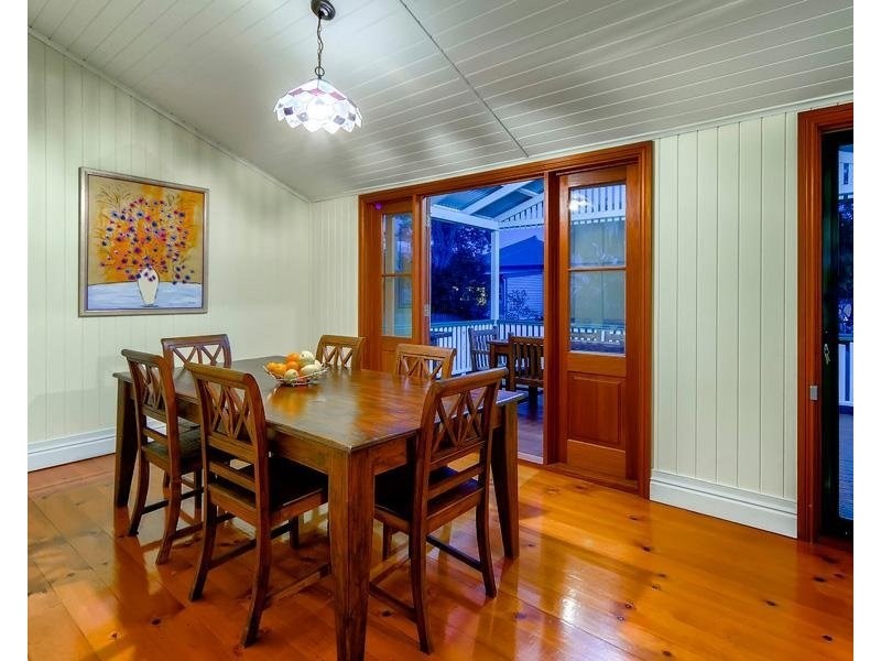 19 Renwick Street, Albion QLD 4010