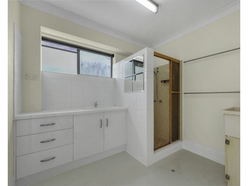 1/22 Collins Street, Nundah QLD 4012