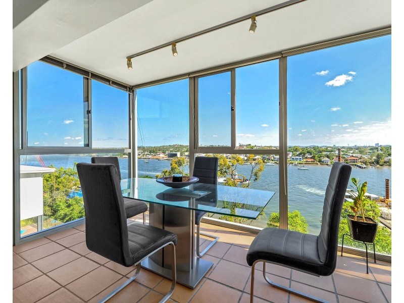 2/33 Mullens Street, Hamilton QLD 4007