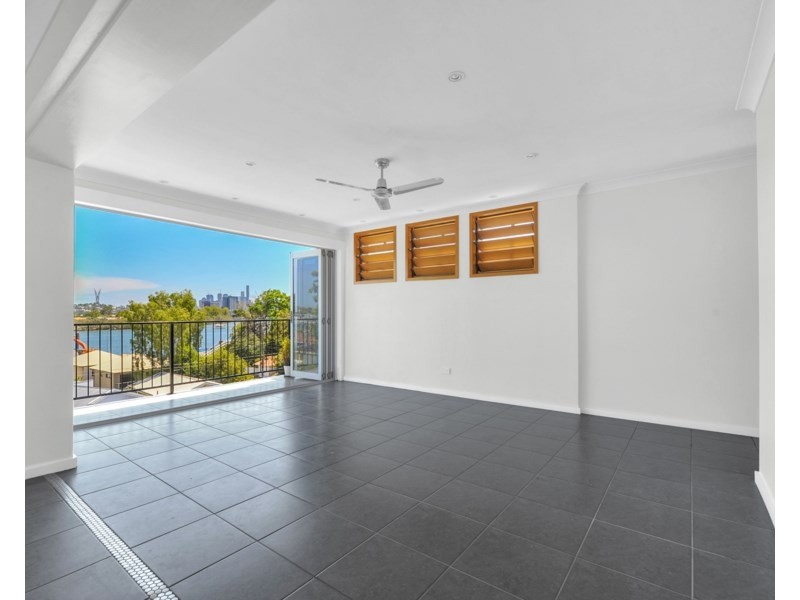 8/24 Crescent Road, Hamilton QLD 4007