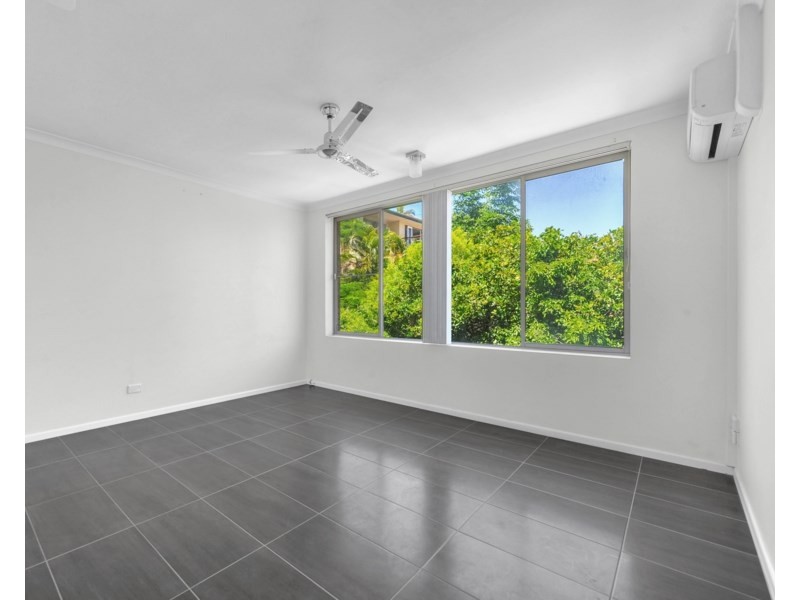 8/24 Crescent Road, Hamilton QLD 4007