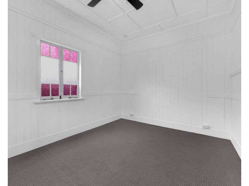 11 Bradley Avenue, Kedron QLD 4031