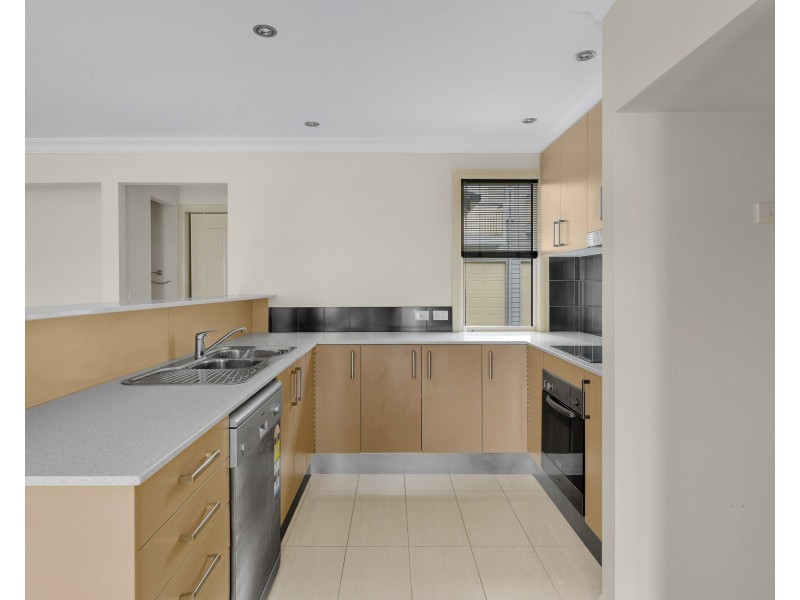 1/31 Hall Street, Northgate QLD 4013