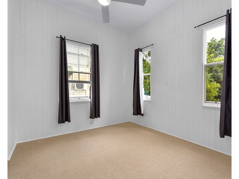 76 London Road, Clayfield QLD 4011