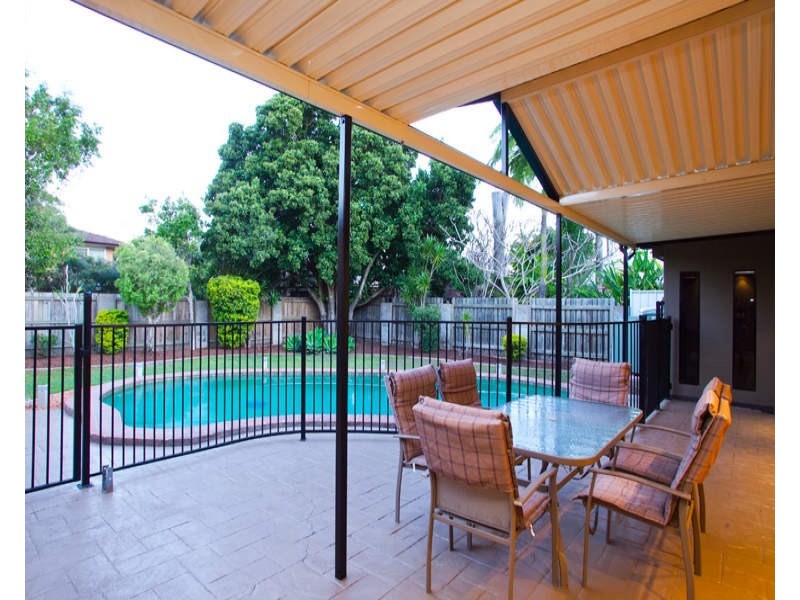 14 Hendy Street, Sunnybank Hills QLD 4109