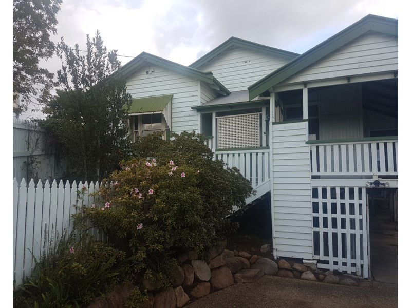 51 Constitution Road, Windsor QLD 4030