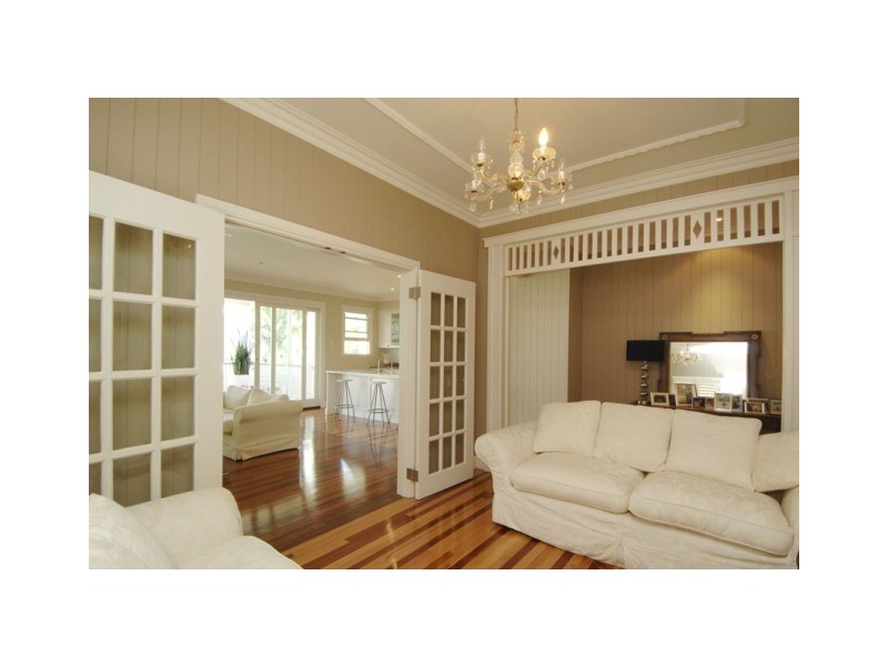 61 Ascot Street, Ascot QLD 4007