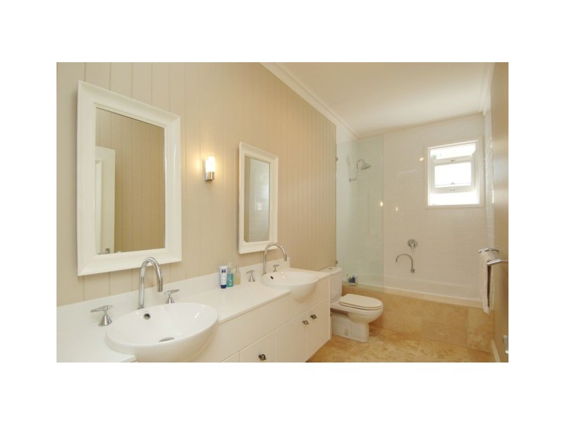 61 Ascot Street, Ascot QLD 4007