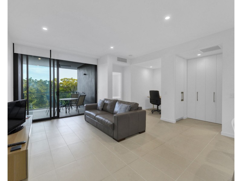 4312/18 Parkside Circuit, Hamilton QLD 4007