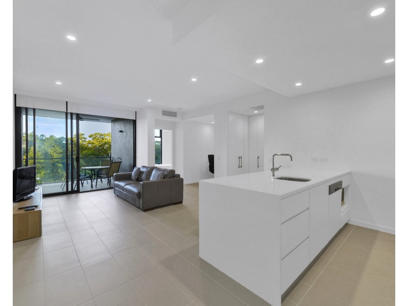 4312/18 Parkside Circuit, Hamilton QLD 4007