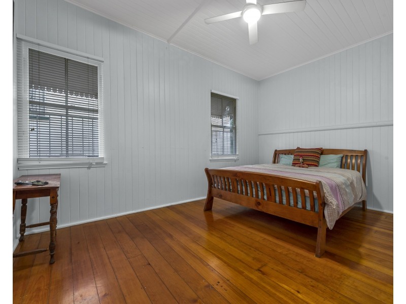 1 Oakwal Terrace, Windsor QLD 4030