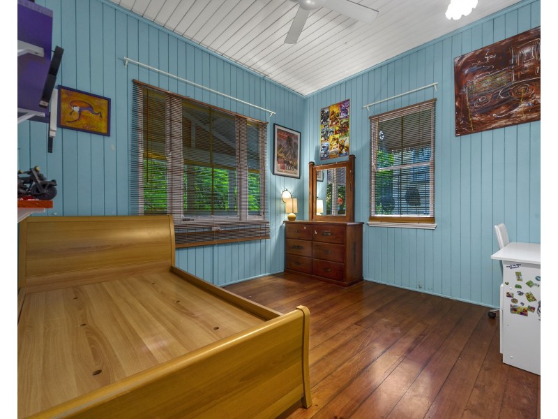 1 Oakwal Terrace, Windsor QLD 4030