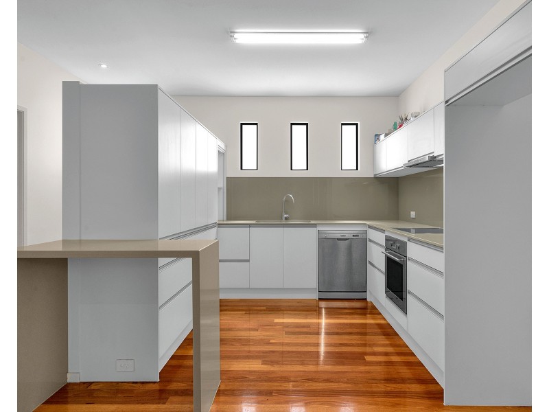 33 Hutton Street, Clayfield QLD 4011