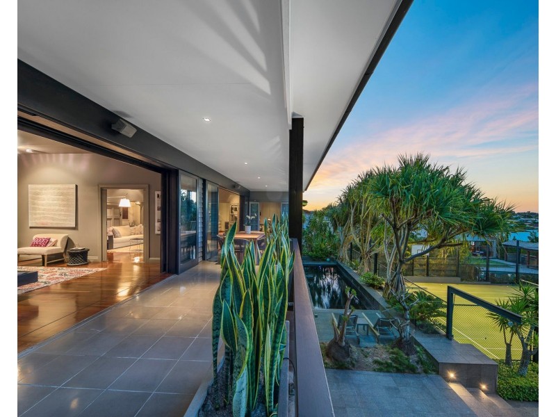 30 Windermere Road, Hamilton QLD 4007