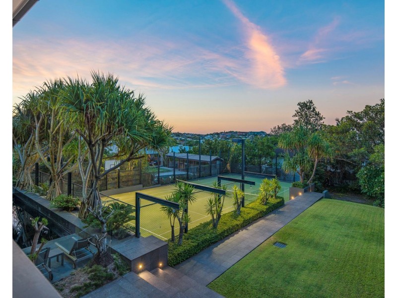 30 Windermere Road, Hamilton QLD 4007