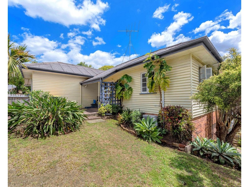 134 Gracemere Street, Grange QLD 4051