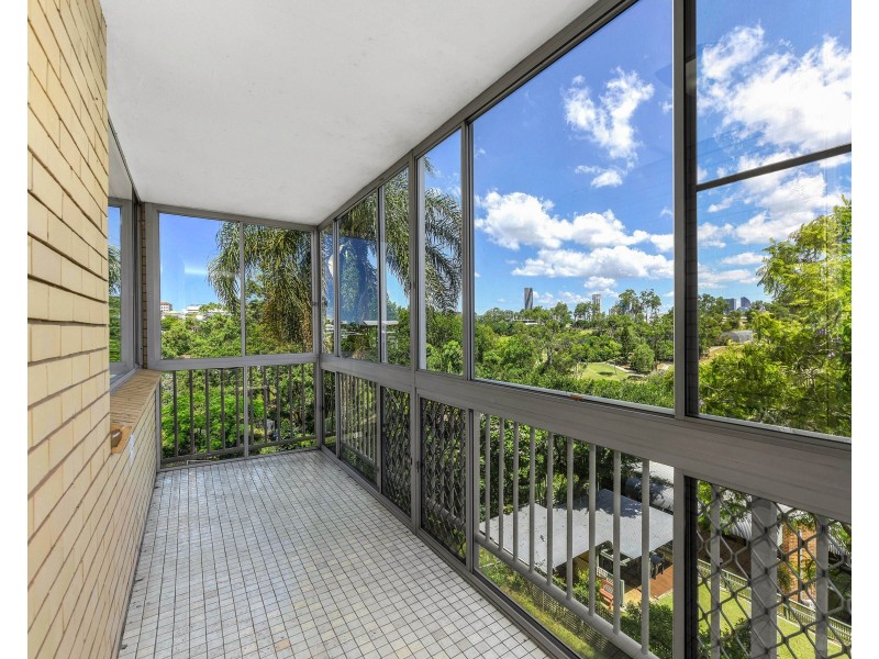 3/36 Scott Road, Herston QLD 4006