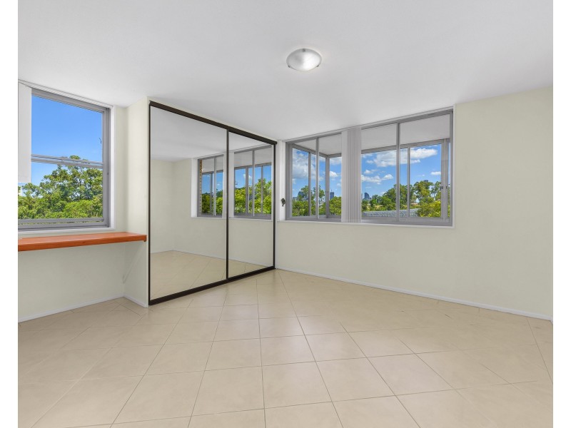 3/36 Scott Road, Herston QLD 4006
