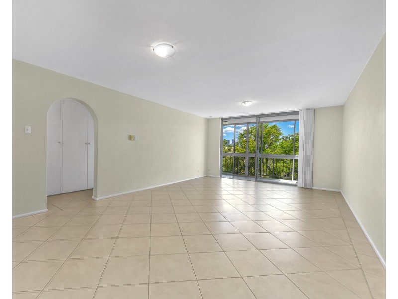 3/36 Scott Road, Herston QLD 4006