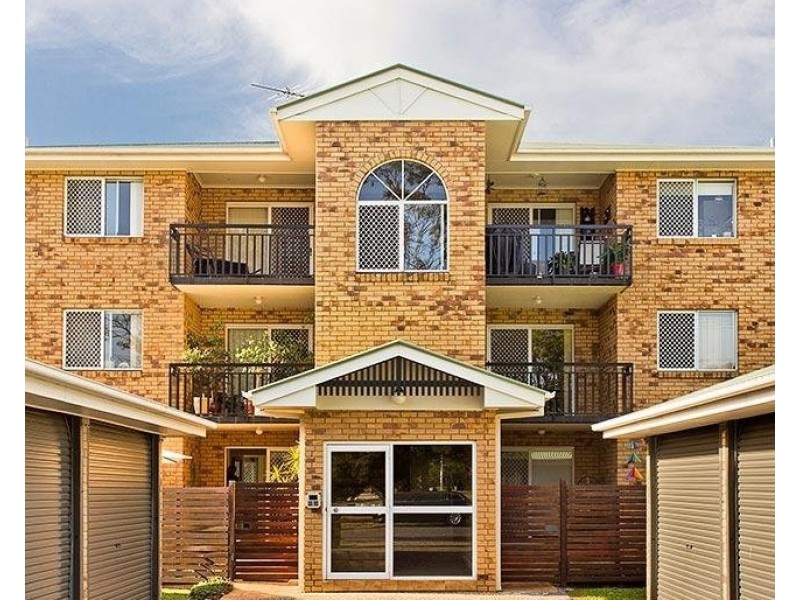 2/30 Jenner Street, Nundah QLD 4012