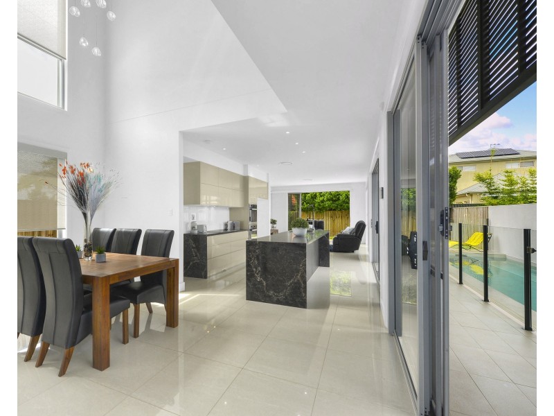 18 Harding Street, Hendra QLD 4011