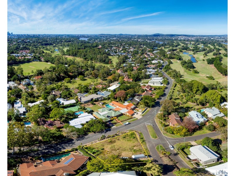 1A Glencairn Avenue, Indooroopilly QLD 4068