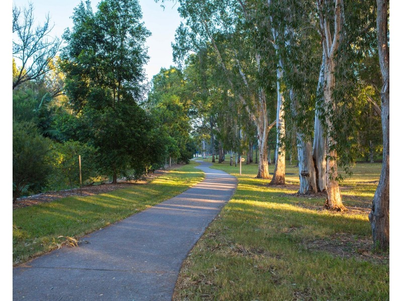 1A Glencairn Avenue, Indooroopilly QLD 4068