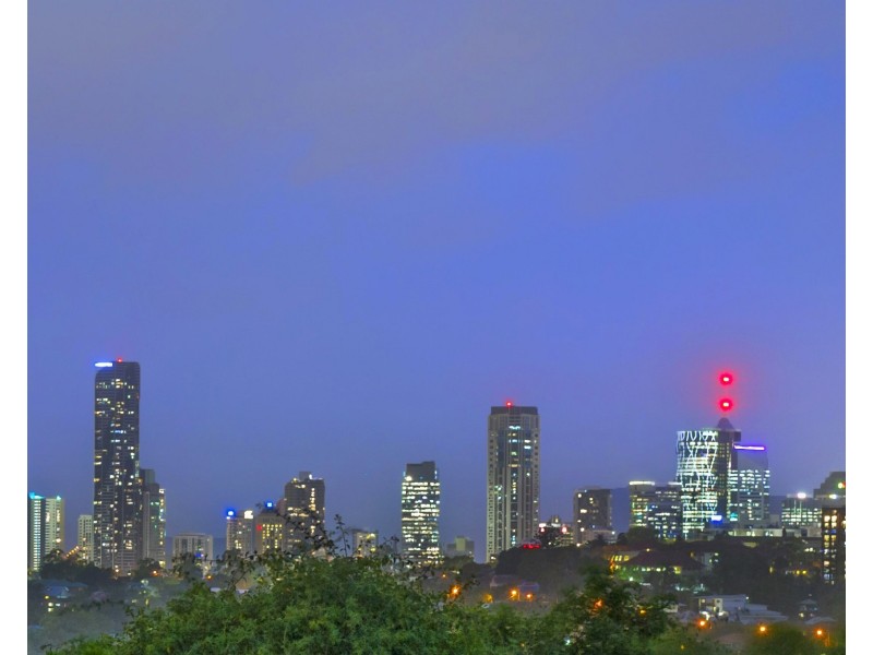 17 Bearsden Avenue, Newmarket QLD 4051