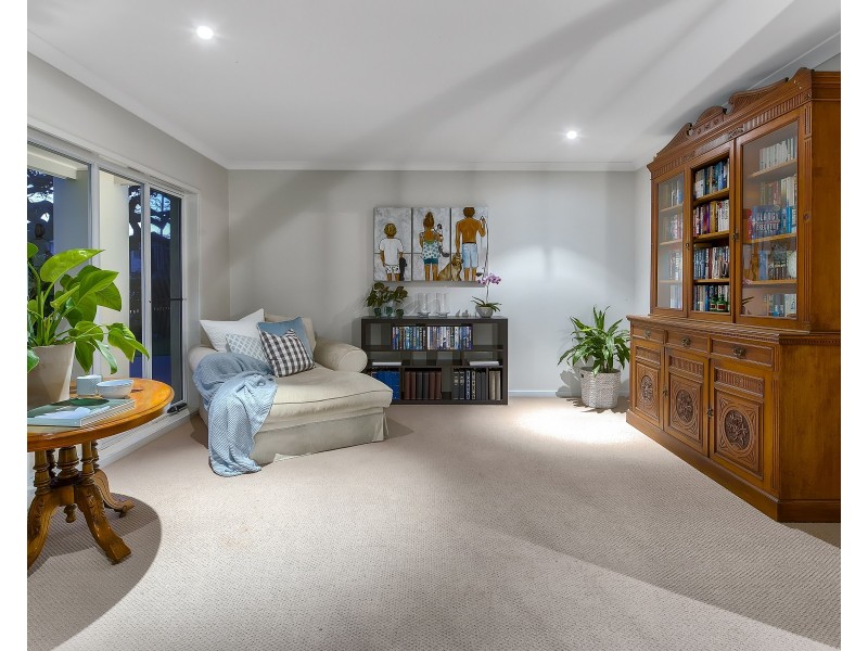 69 Harding Street, Hendra QLD 4011