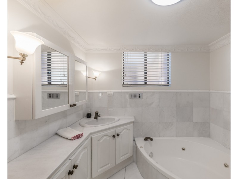 24/26 Rees Avenue, Clayfield QLD 4011