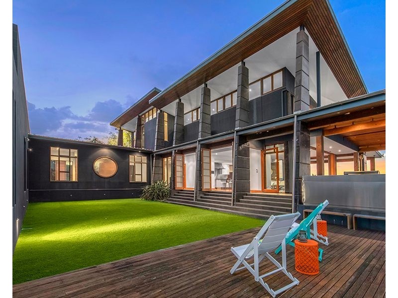 Jollys Lookout QLD 4520