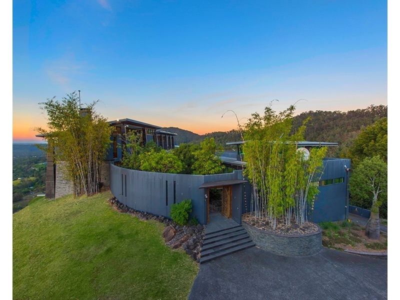 Jollys Lookout QLD 4520