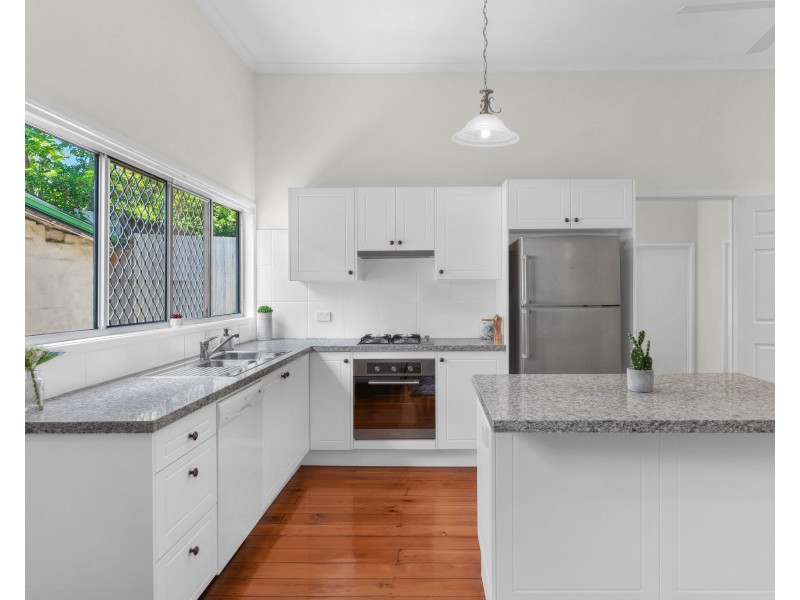 77 Green Terrace, Windsor QLD 4030