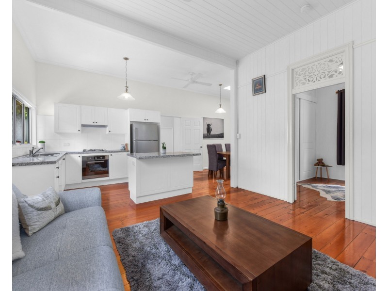 77 Green Terrace, Windsor QLD 4030