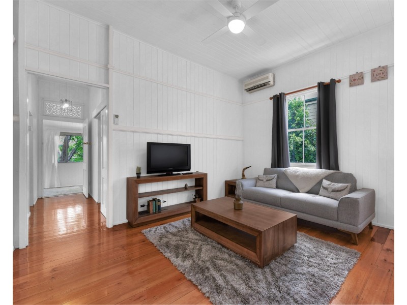 77 Green Terrace, Windsor QLD 4030