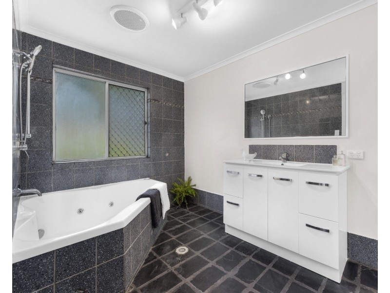 77 Green Terrace, Windsor QLD 4030