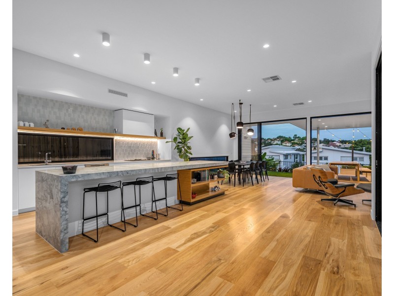 65 Christian Street, Clayfield QLD 4011