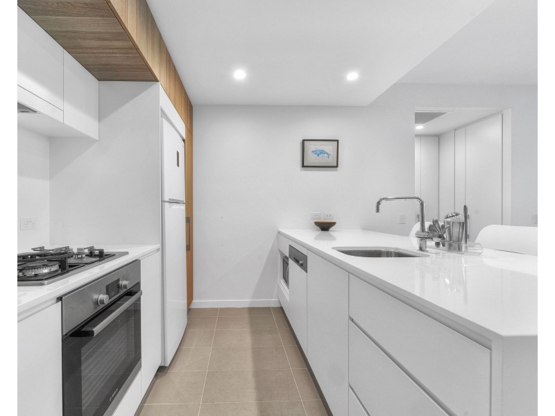 4113/18 Parkside Circuit, Hamilton QLD 4007