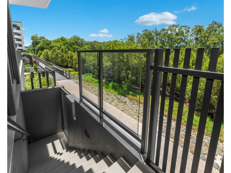 4113/18 Parkside Circuit, Hamilton QLD 4007