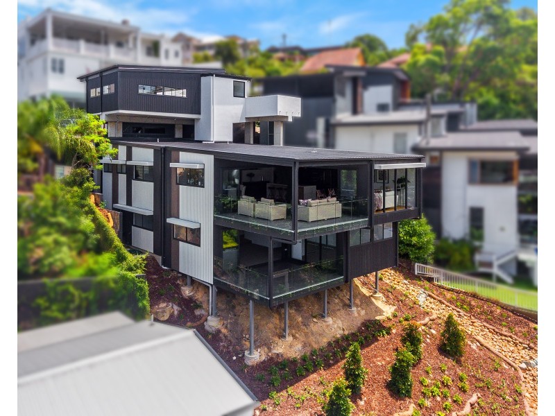 89 Hillside Crescent, Hamilton QLD 4007